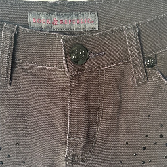 Rock & Republic Black on black Rhinestone ‘Lolita’  jean shorts - Picture 6 of 12